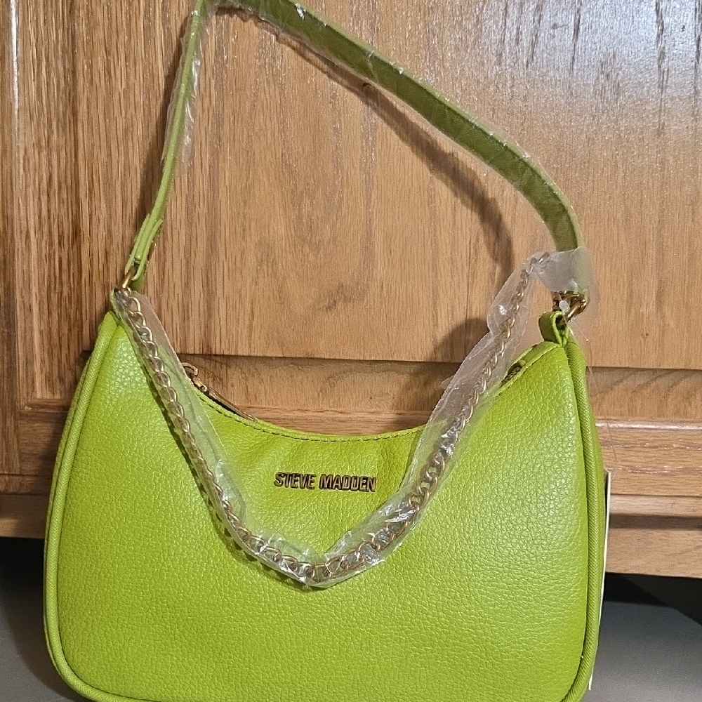 Steve Madden Vibrant Green Shoulder Bag